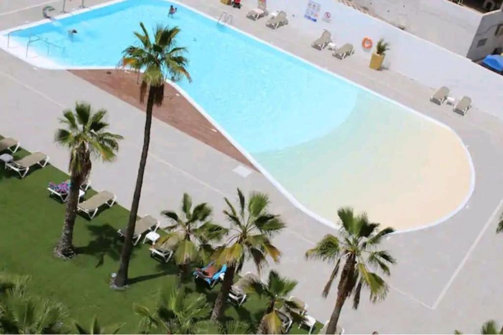 Traumhafte Wohnung Mit Panoramablick Und Pool プラヤ・デル・イングレス エクステリア 写真