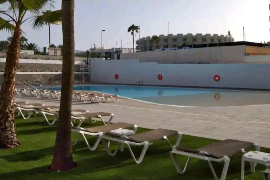Traumhafte Wohnung Mit Panoramablick Und Pool プラヤ・デル・イングレス エクステリア 写真